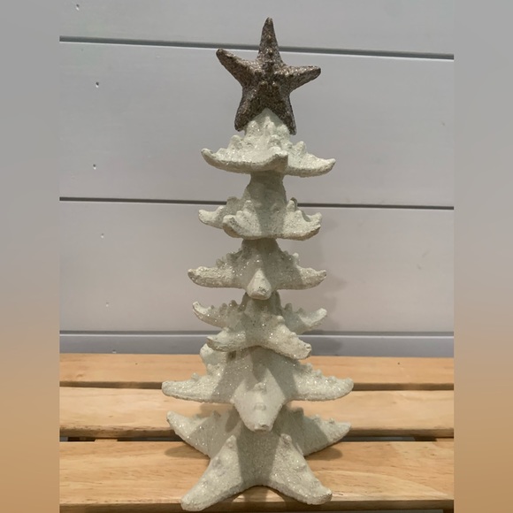 Coastal beach holiday decor- Star fish tree, holiday sign, and sea angel. - Picture 11 of 15